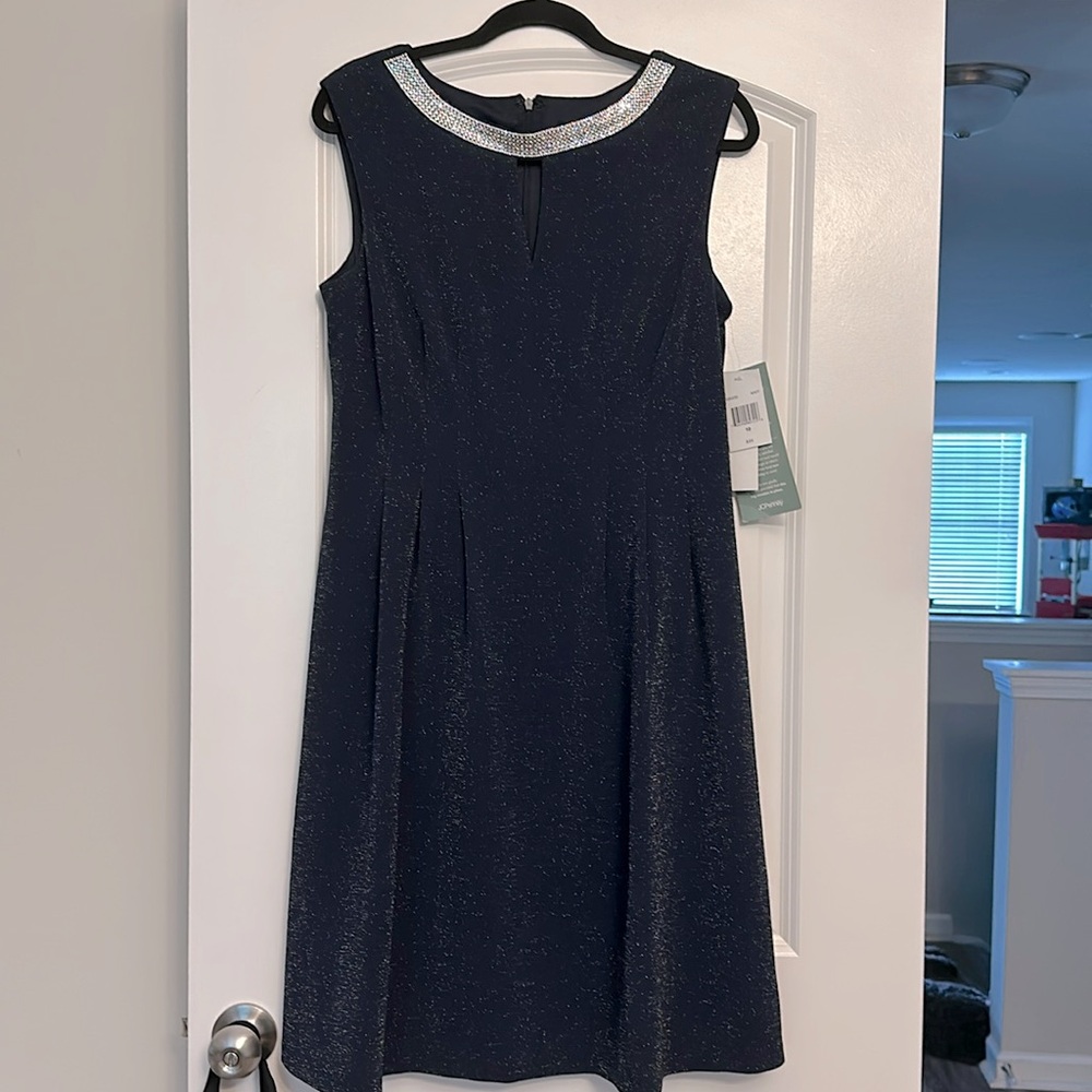 Brand New w/ Tags!!! Women’s Scarlett Navy w/ Sparkles Dress Size 10